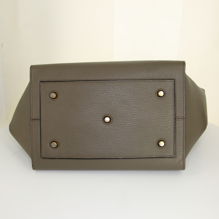 Borsa Celine Tie Bag modello grande in pelle martellata color talpa - Detail D4