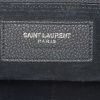 Sac bandoulière Saint Laurent Rive Gauche moyen modèle en cuir grainé bleu-marine - Detail D4 thumbnail