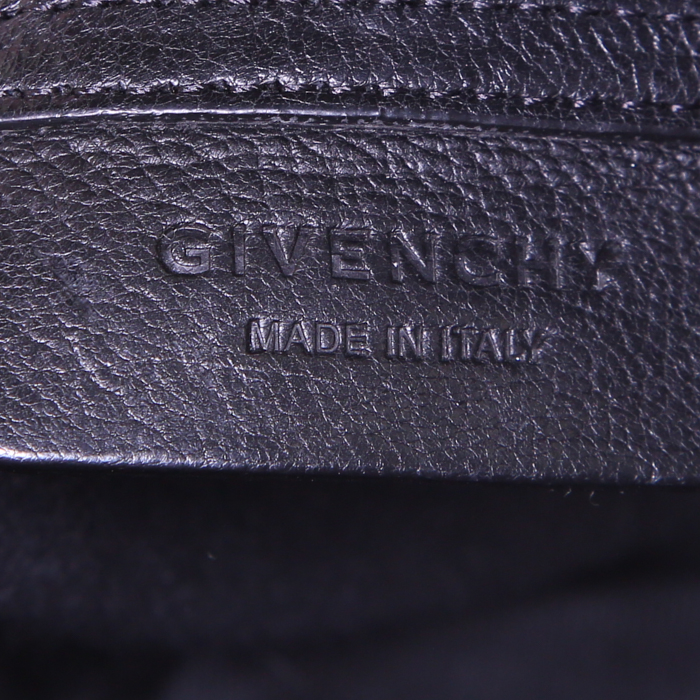 Bolso bandolera Givenchy Nightingale pequeño en cuero negro - Detail D4