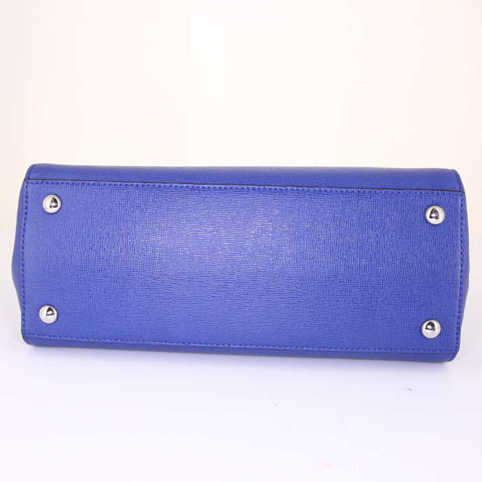 Fendi 2 Jours small model handbag in blue leather - Detail D4