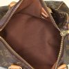 Bolso de mano Louis Vuitton Speedy 25 cm en lona Monogram revestida marrón y cuero natural - Detail D2 thumbnail
