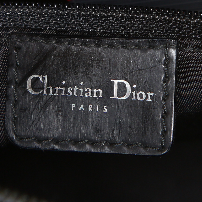 Bolso de mano Dior Lady Dior modelo mediano en charol Monogram negro - Detail D4