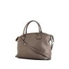 Gucci shoulder bag in grey grained leather - 00pp thumbnail