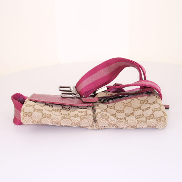 Pochette-ceinture Gucci en toile monogram beige et cuir rose - Detail D4