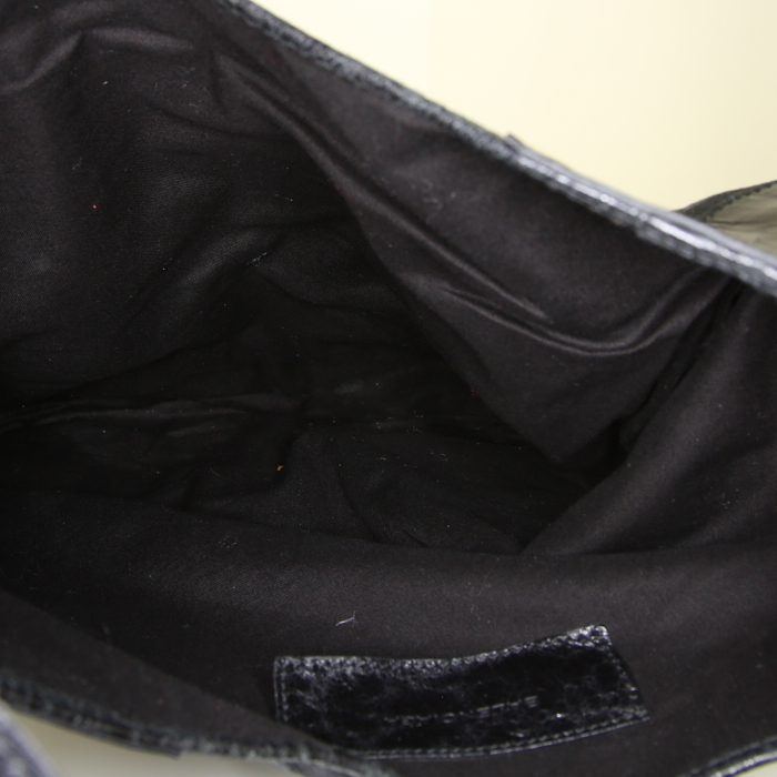 Bolso para llevar al hombro Balenciaga Day en cuero negro - Detail D2