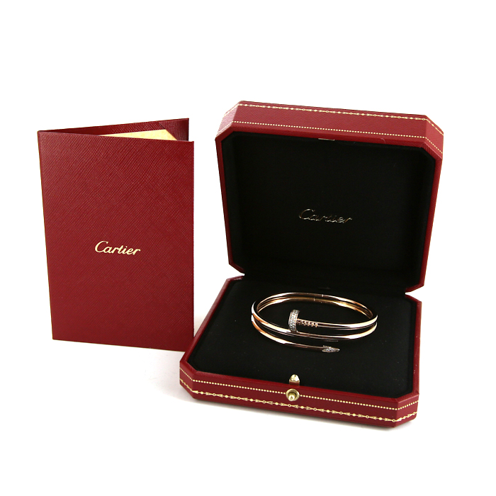 Brazalete Cartier Juste un clou modelo grande en oro rosa y diamantes - Detail D2