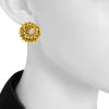 Pendientes con forma de espiral Tiffany & Co en oro amarillo - Detail D1 thumbnail