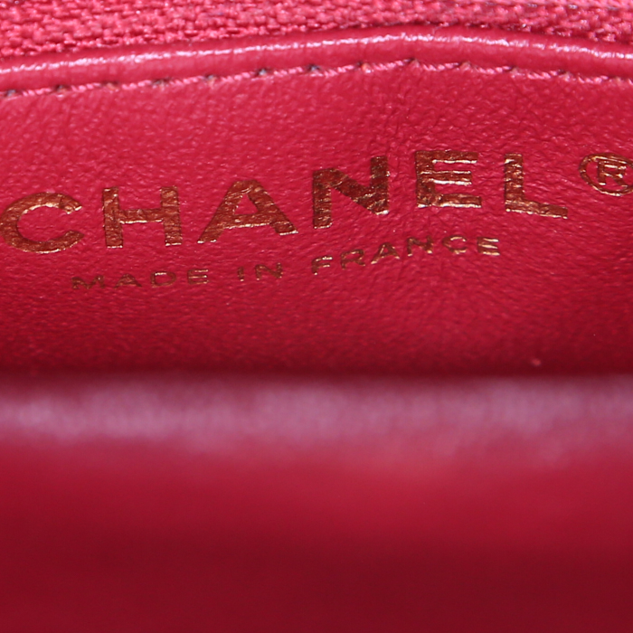 Chanel Coco Handle shoulder bag in red quilted leather - Detail D4
