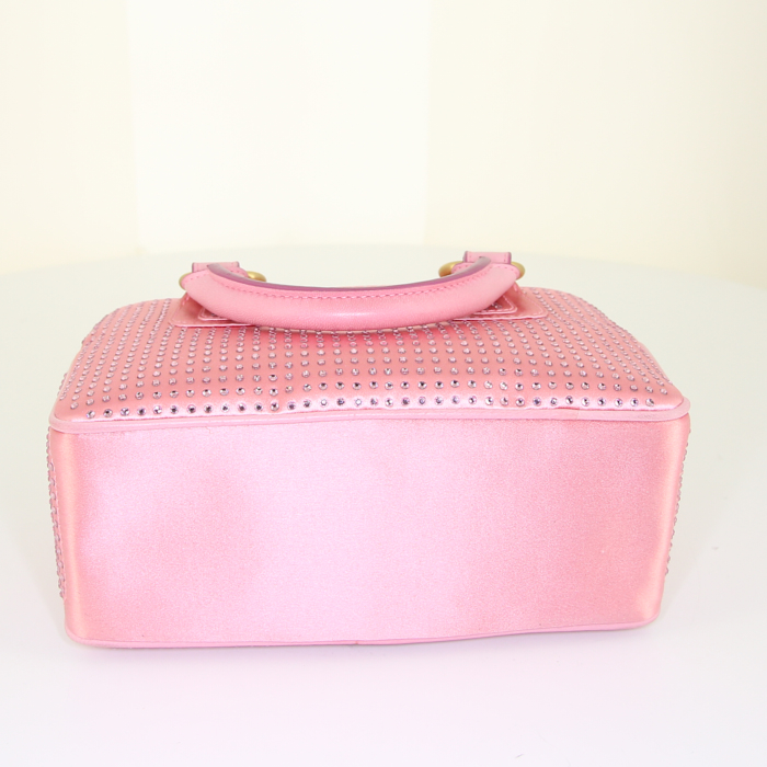 Sac à main Celine Boogie mini en satin rose - Detail D4