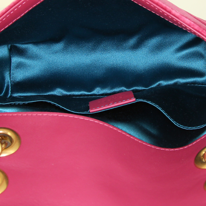 Sac à main Gucci GG Marmont en velours rose - Detail D3