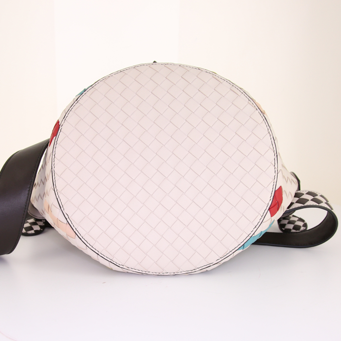 Sac bandoulière Bottega Veneta Tambura en cuir tressé blanc et noir - Detail D5