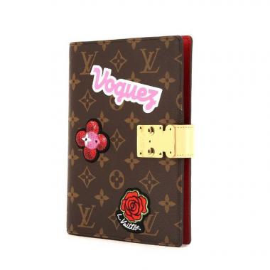 Porta agenda Louis Vuitton Paul en lona Monogram revestida marrón y cuero rojo