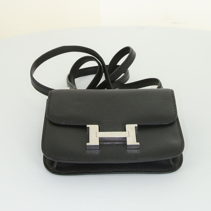 Bolso de mano Hermes Constance en cuero epsom negro - Detail D5