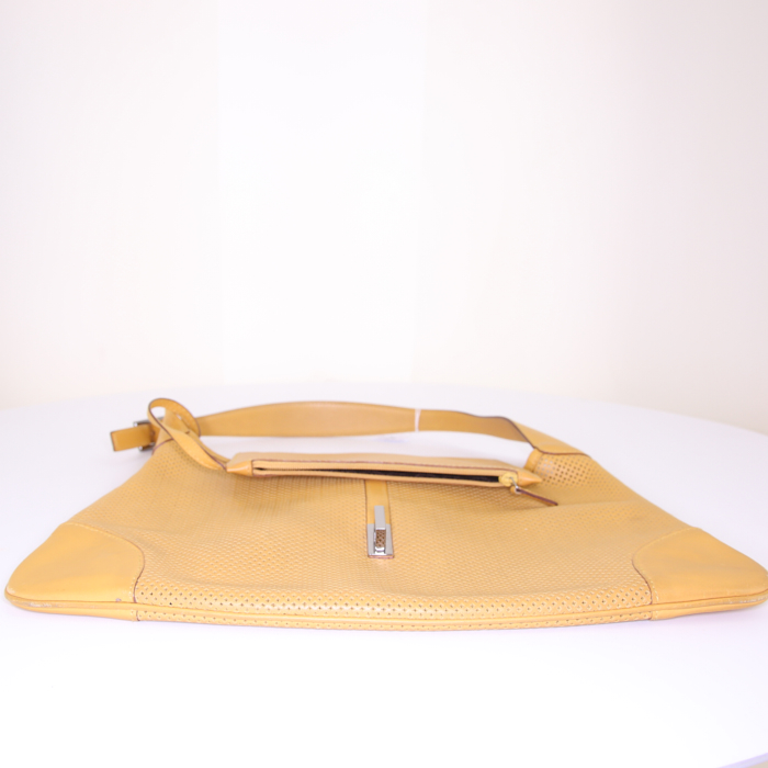 Borsa Gucci Jackie in pelle gialla con motivo a fori e pelle gialla - Detail D4