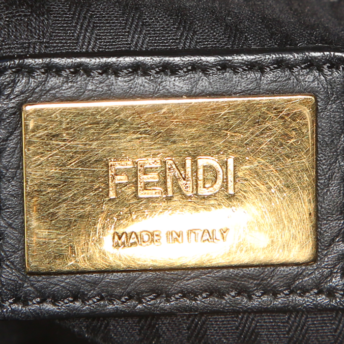 Sac à main Fendi 2 Jours en cuir noir - Detail D4