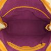 Bolso de mano Louis Vuitton Lussac en cuero Epi amarillo - Detail D2 thumbnail