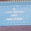 Borsa Louis Vuitton L in pelle Mahina blu - Detail D3 thumbnail