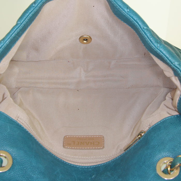 Borsa a tracolla Chanel Baguette in pelle trapuntata verde - Detail D3