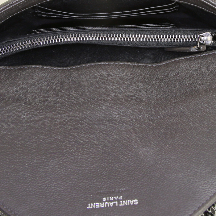 Saint Laurent College shoulder bag in grey chevron quilted leather - Detail D3