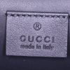 Bolso para llevar al hombro o en la mano Gucci Dionysus en ante negro y cuero negro - Detail D4 thumbnail