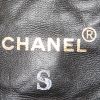 Chanel  Vintage clutch-belt  in red quilted velvet - Detail D3 thumbnail
