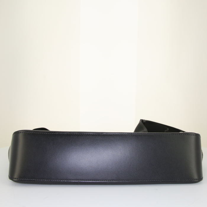 Bolso bandolera Hermès Citynews messenger en cuero togo negro - Detail D5