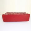 Bolso de mano Chanel Timeless Maxi Jumbo en cuero acolchado rojo - Detail D5 thumbnail