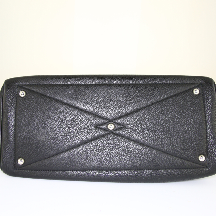 Bolso de mano Hermes Victoria en cuero togo negro - Detail D5