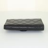 Portefeuille Chanel Classic Wallet en cuir lisse noir - Detail D4 thumbnail