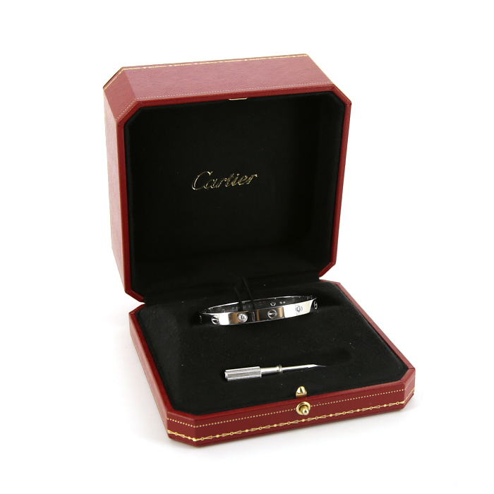 Brazalete Cartier Love 4 diamants en oro blanco y diamantes - Detail D2