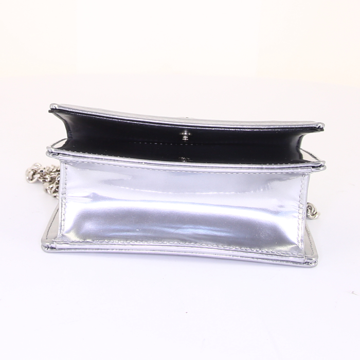 Dior Diorama mini shoulder bag in silver leather - Detail D5