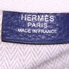 Bolso de mano Hermes Victoria en cuero togo negro y azul - Detail D3 thumbnail