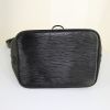 Louis Vuitton petit Noé handbag in black epi leather - Detail D4 thumbnail