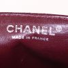 Chanel 2.55 handbag in grey burnished style leather - Detail D4 thumbnail