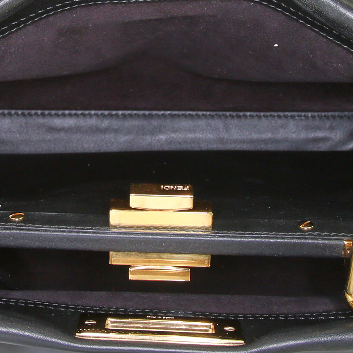 Sac à main Fendi Peekaboo moyen modèle en cuir noir - Detail D3