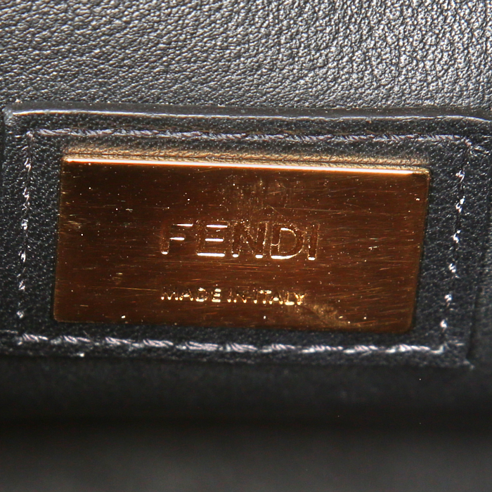 Fendi Peekaboo medium model handbag in black leather - Detail D4