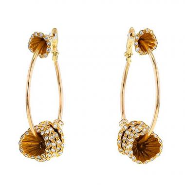 Paire de boucles d'oreilles Boucheron Exquises confidences en or jaune et diamants