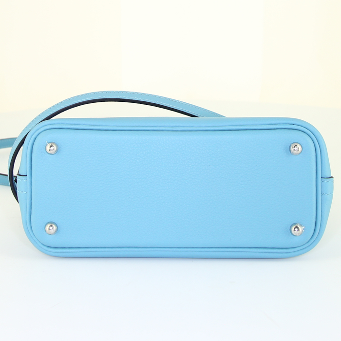 Bolso bandolera Hermes Bolide mini en cuero swift Azul del Norte - Detail D5
