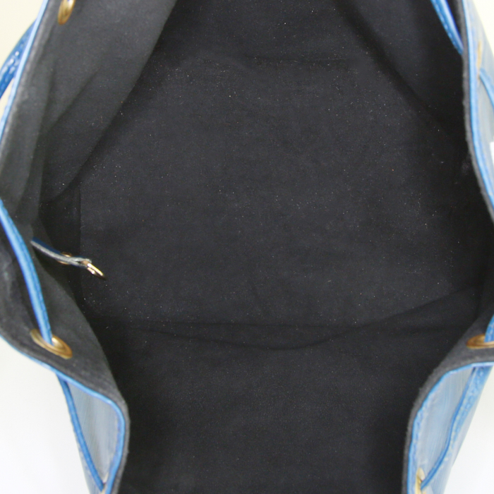 Sac à main Louis Vuitton petit Noé petit modèle en cuir épi bleu - Detail D2