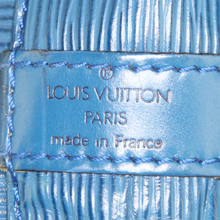 Sac à main Louis Vuitton petit Noé petit modèle en cuir épi bleu - Detail D3