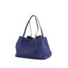 Bottega Veneta Cesta handbag in blue braided leather - 00pp thumbnail
