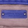 Bottega Veneta Cesta handbag in blue braided leather - Detail D3 thumbnail
