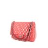 Chanel Timeless Maxi Jumbo handbag in pink patent quilted leather - 00pp thumbnail