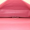 Chanel Timeless Maxi Jumbo handbag in pink patent quilted leather - Detail D3 thumbnail