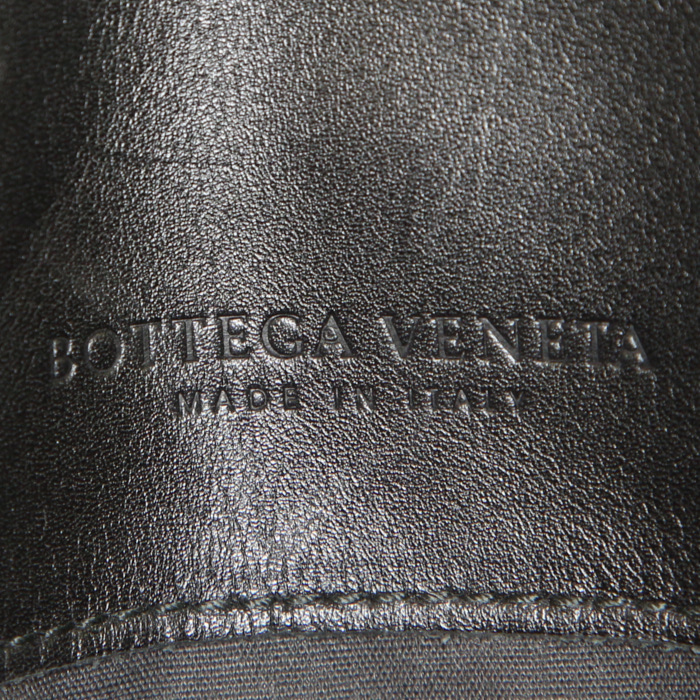 Porte-documents Bottega Veneta en cuir tressé noir - Detail D3
