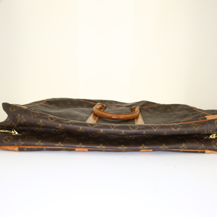 Louis Vuitton Sirius 50 soft suitcase in brown monogram canvas and natural leather - Detail D4
