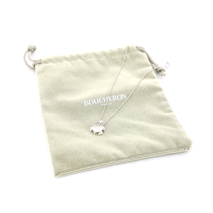 Boucheron pendant Honu la Tortue in white gold,  rock crystal and diamonds - Detail D2
