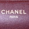 Bolso para llevar al hombro o en la mano Chanel Mademoiselle en jersey acolchado negro - Detail D4 thumbnail