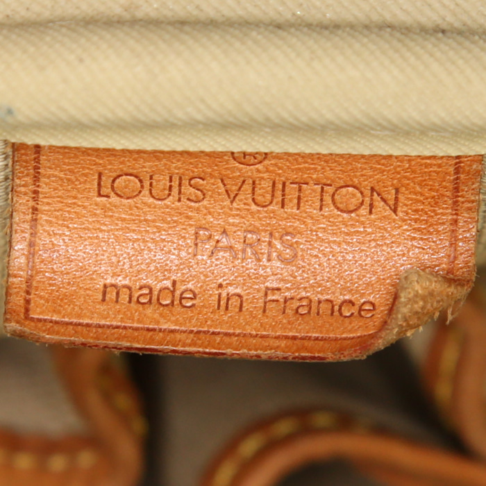 Bolso de mano Louis Vuitton Deauville en lona Monogram marrón y cuero natural - Detail D3