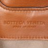 Bottega Veneta shoulder bag in brown intrecciato leather - Detail D3 thumbnail